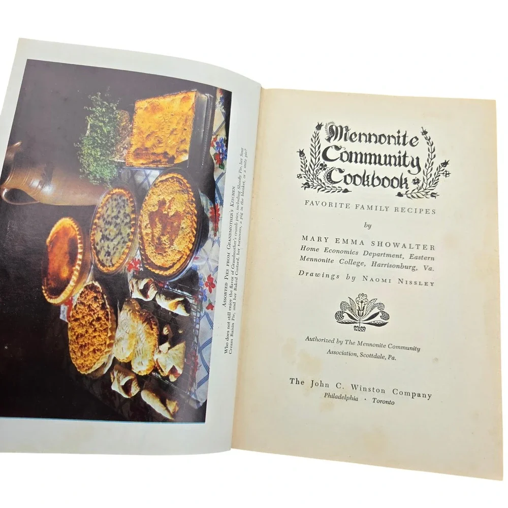 Mennonite Community Cookbook Favorite Family Recipes Mary Emma Showalter 1951